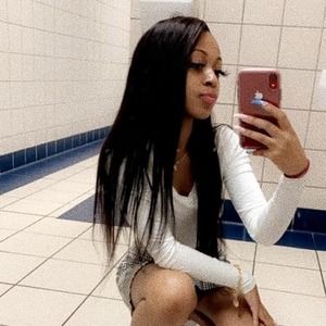 Meet your Posher, Demiya